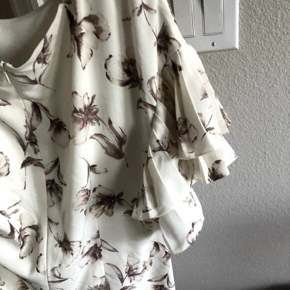Jessica Howard Cream Floral Dress - Picture 7 of 7